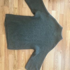 Super soft alpaca sweater size S